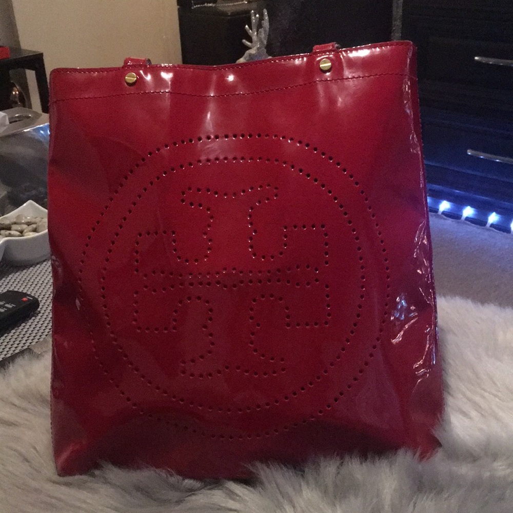 Tory Burch Patent Logo Tote Bag
